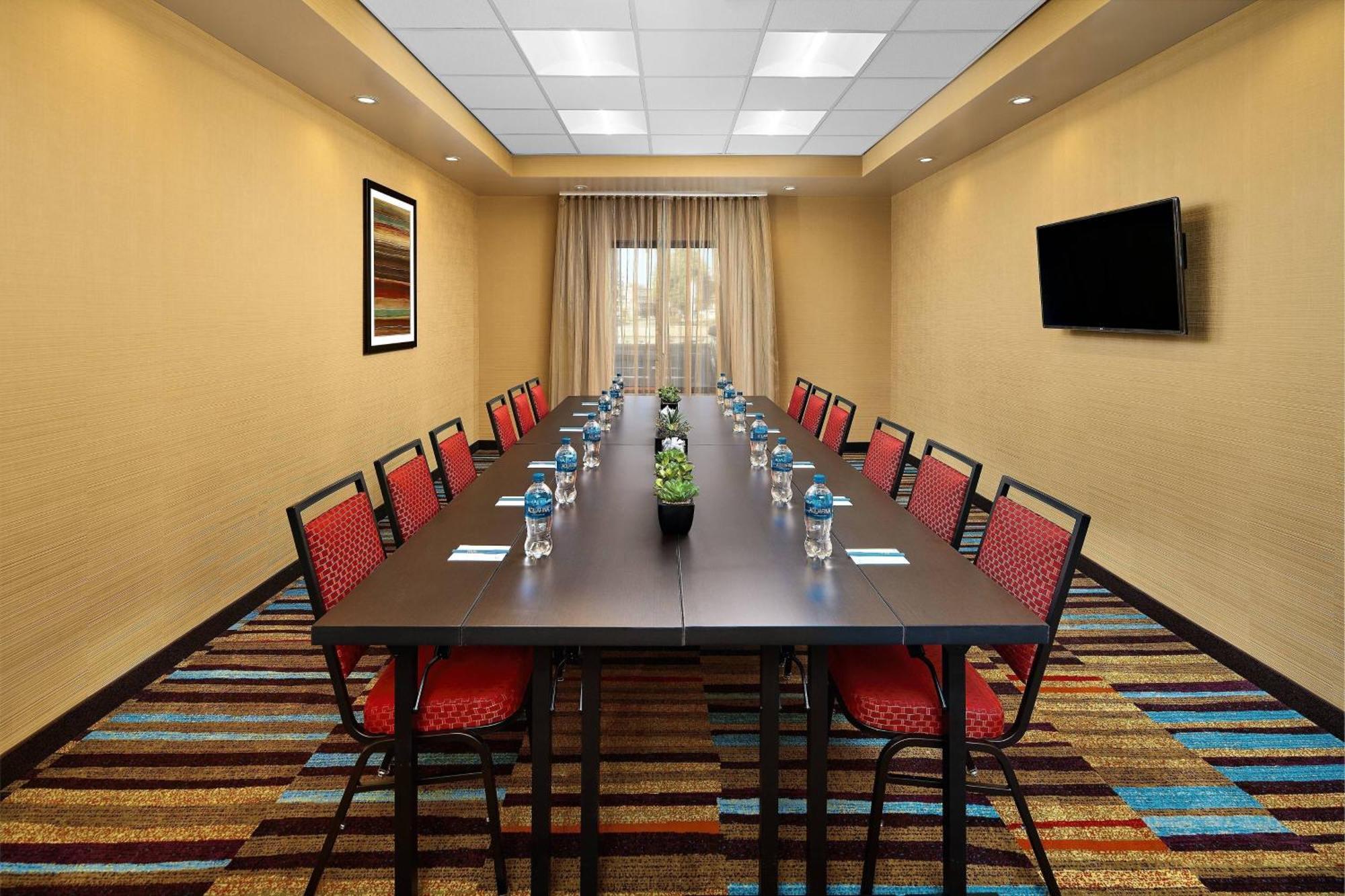 Fairfield Inn & Suites By Marriott Fresno Yosemite International Airport Экстерьер фото